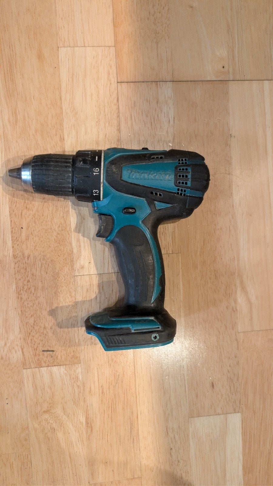 Makita BDF456 18V Accuboormachine – Body, Gebruikt, Variabele snelheid, Ophalen of Verzenden, Boor- en Schroefmachine