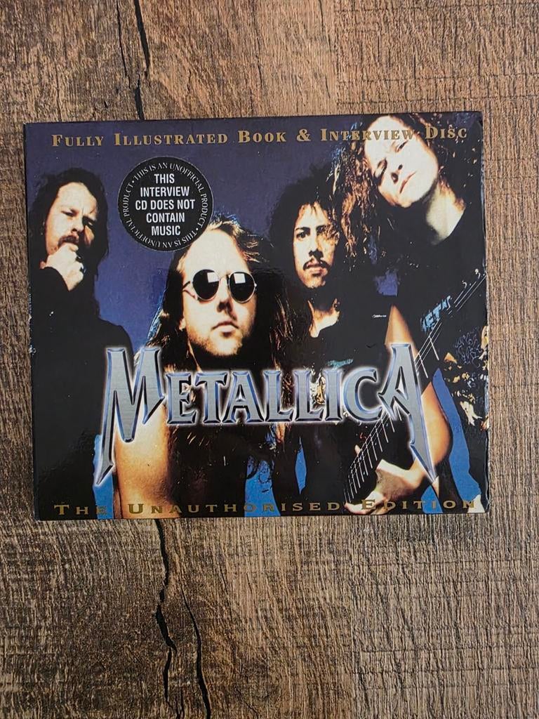Metallica: The Unauthorised Edition - Boek & Interview CD, Ophalen of Verzenden, Gebruikt, Boxset