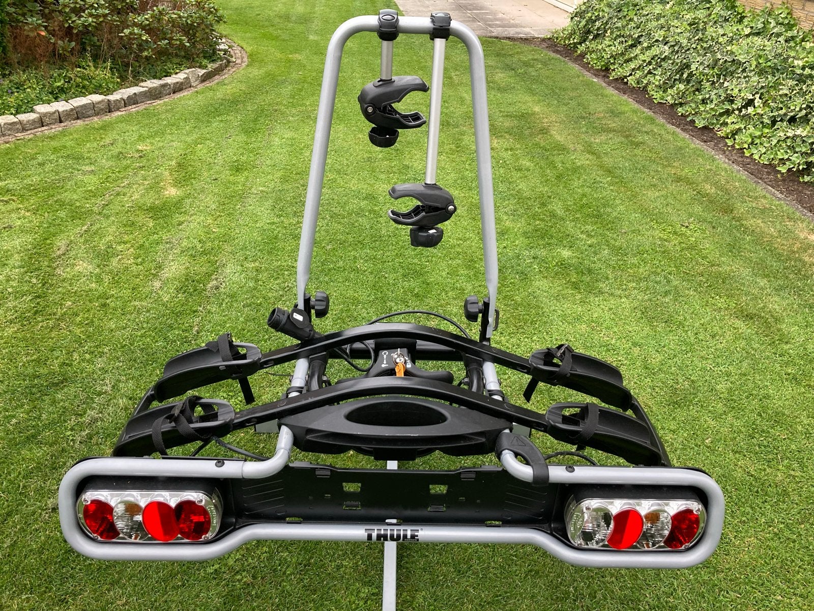 Thule EuroRide ER940 Fietsendrager 2 fietsen Kantelbaar, Auto diversen, Fietsendragers, Ophalen, Zo goed als nieuw, 2 fietsen