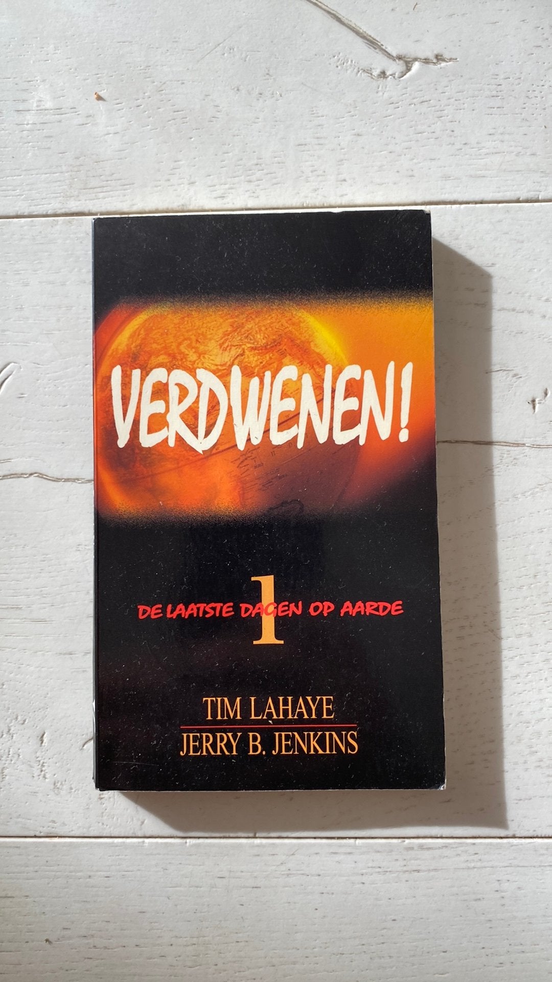 De laatste dagen op aarde Tim Lahaye & Jerry Jenkins, Boeken, Ophalen of Verzenden, Gelezen, Overige typen