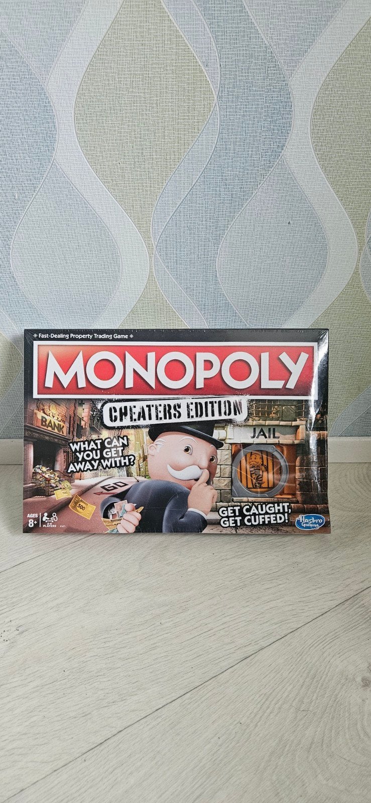Monopoly Cheaters Edition - Nieuw in seal, doos gedeukt, Hobby en Vrije tijd, Gezelschapsspellen | Bordspellen, Drie of vier spelers