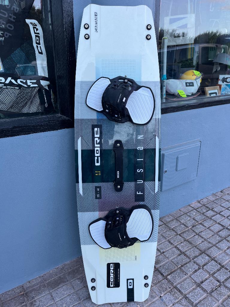 Core Fusion 6 Twintip, Watersport en Boten, Kitesurfen, Twintip, Kiteboard, Ophalen of Verzenden, Zo goed als nieuw
