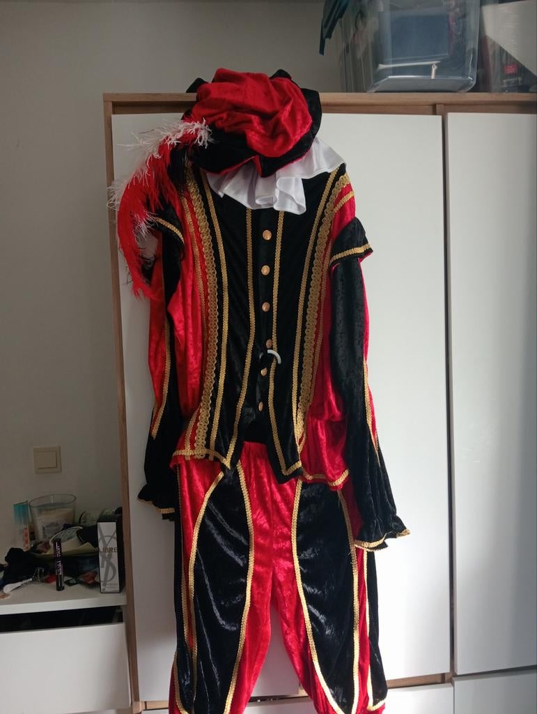 Pieten pak volwassenen maat m, Ophalen of Verzenden, Zo goed als nieuw, Jongen of Meisje