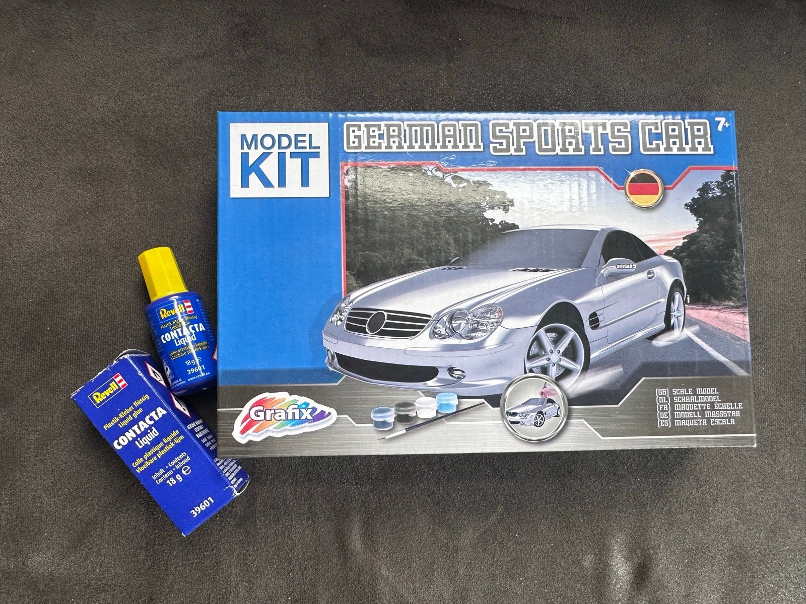 Revell Model Kit German Sports Car + Contacta Liquid, Auto, Nieuw, Ophalen of Verzenden, 1:32 tot 1:50