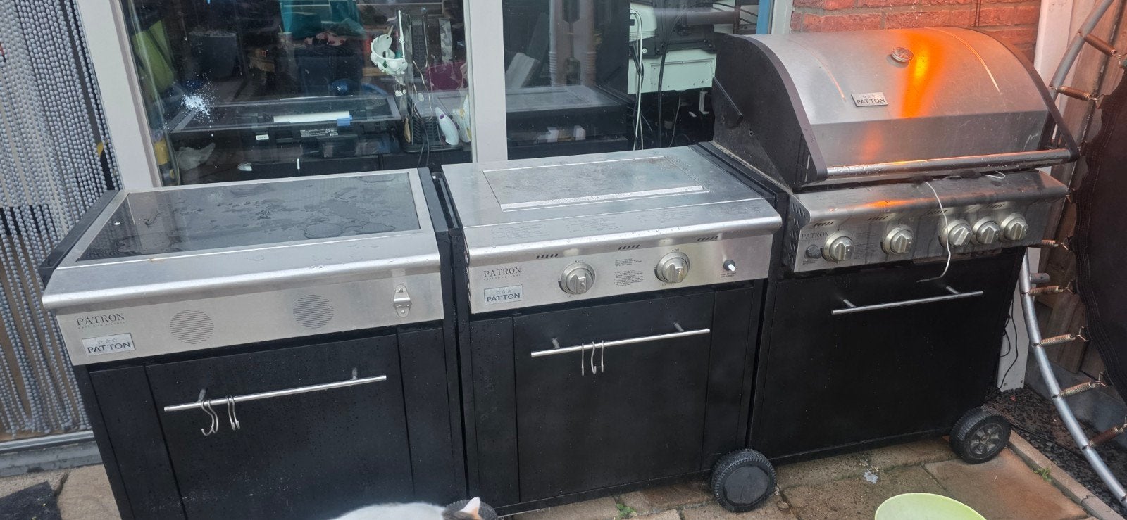 buitenkeuken af te halen voor 2 kratten bier van de lidl, Ophalen, Gebruikt, Patton