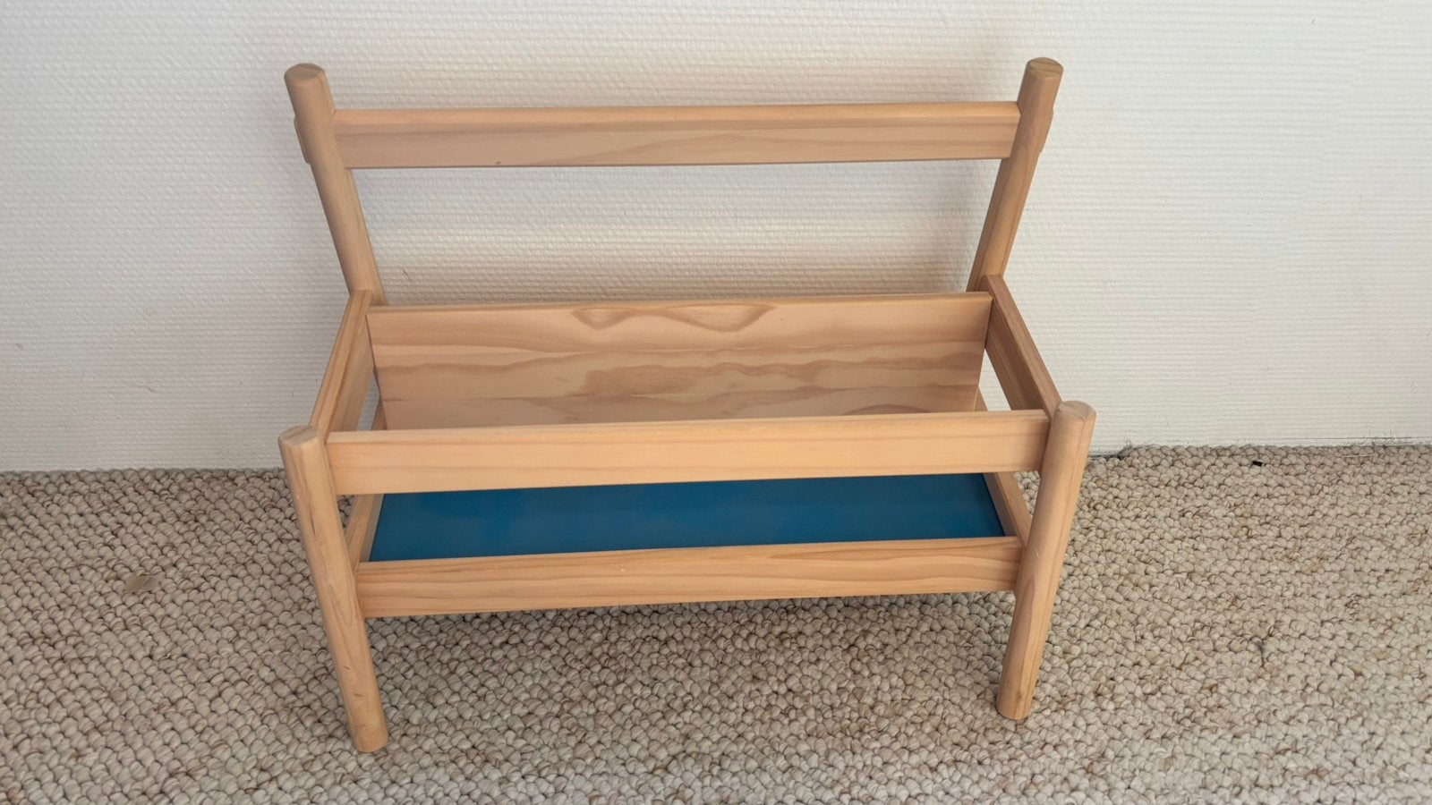 2x Boekenstandaard ikea Flisat, Ophalen, Zo goed als nieuw