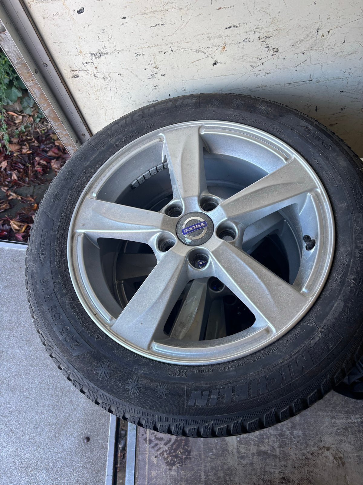 Volvo winterbanden Michelin 205/55 R16, Ophalen, Gebruikt