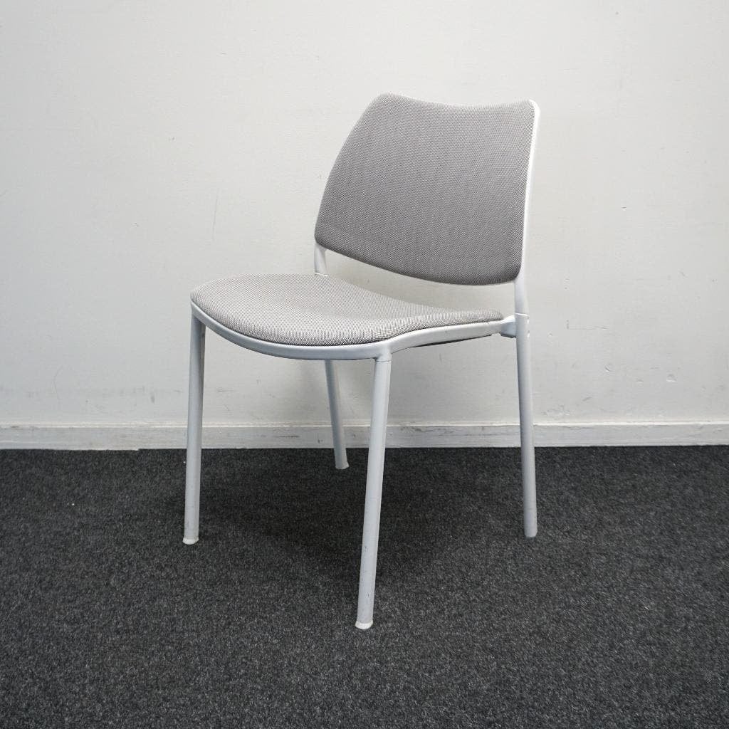 Stua Gas design Stoelen | Vergaderstoelen | Licht grijs