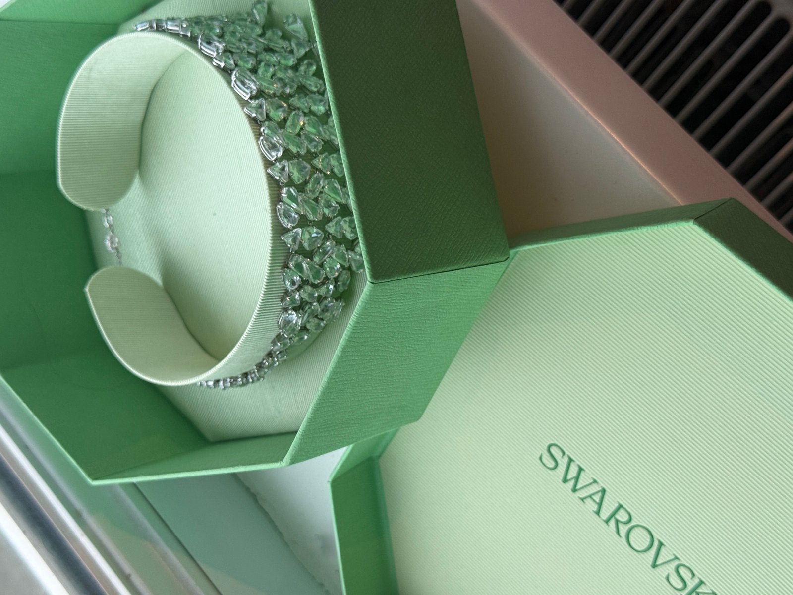 Premium Swarovski Mesmera Choker, Sieraden, Tassen en Uiterlijk, Horloges | Dames, Ophalen, Zo goed als nieuw, Staal, Overige merken