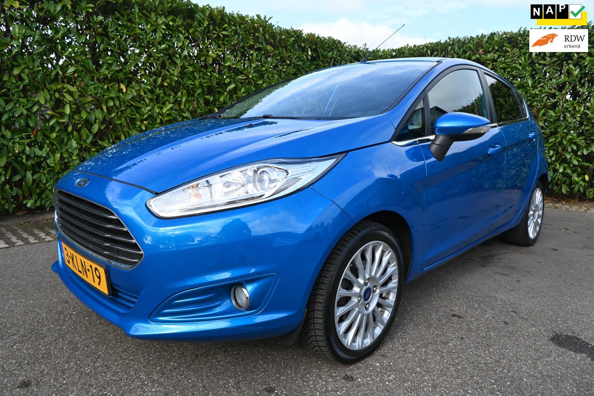 Ford Fiesta 1.0 EcoBoost Titanium. Origineel Nederlandse aut, Auto's, Euro 5, 101 pk, Blauw, 23 km/l