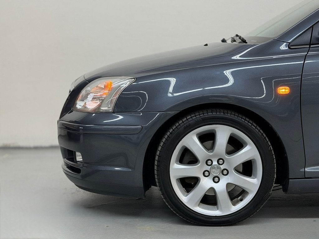 Toyota Avensis Wagon 2.0 VVTi Linea Luna Automaat Cruise Tre, 1998 cc, Stof, Zwart, 4 cilinders