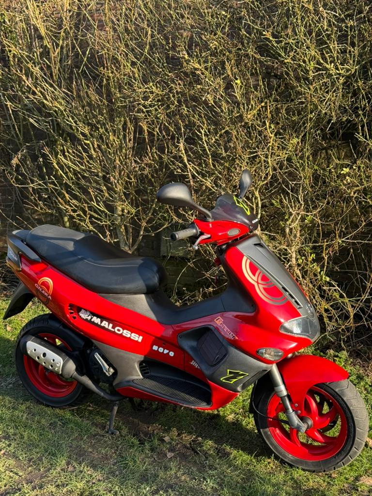 Gilera runner 50cc zeldzame malossi 7 editie, Fietsen en Brommers, Scooters | Piaggio, Overige modellen, Maximaal 45 km/u, Ophalen of Verzenden