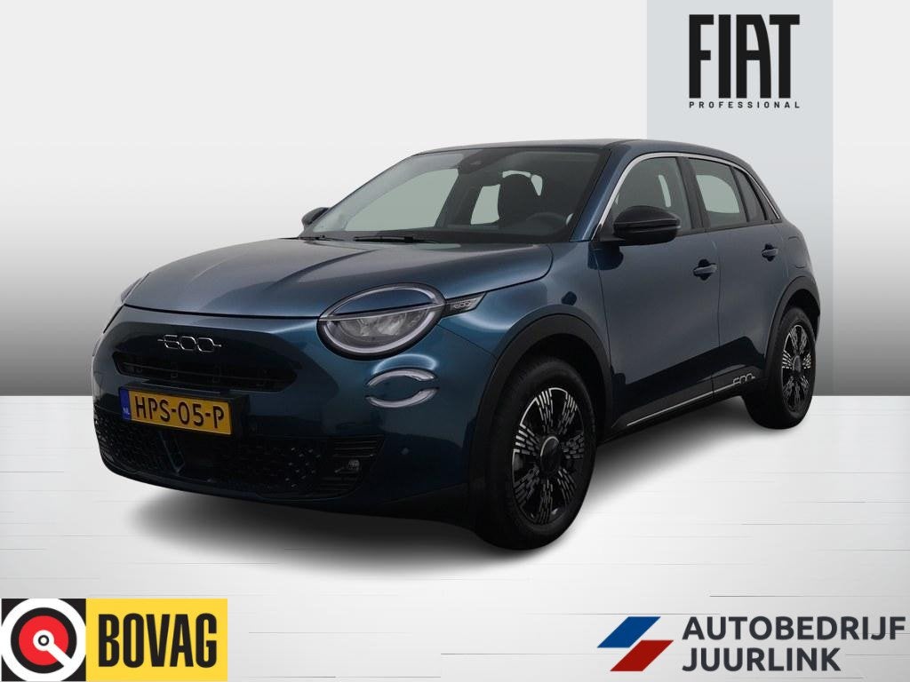 Fiat 600 1.2T Hybrid 110pk Automaat Urban Stoelverw/Camera /, Auto's, Stof, Gebruikt, 1199 cc, Blauw