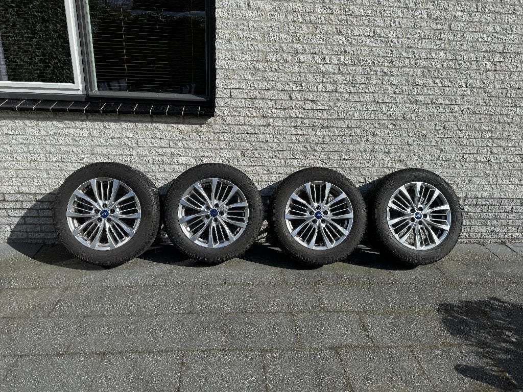 Winterbanden Nokian 225/60 R18 (Ford 2023), Ophalen