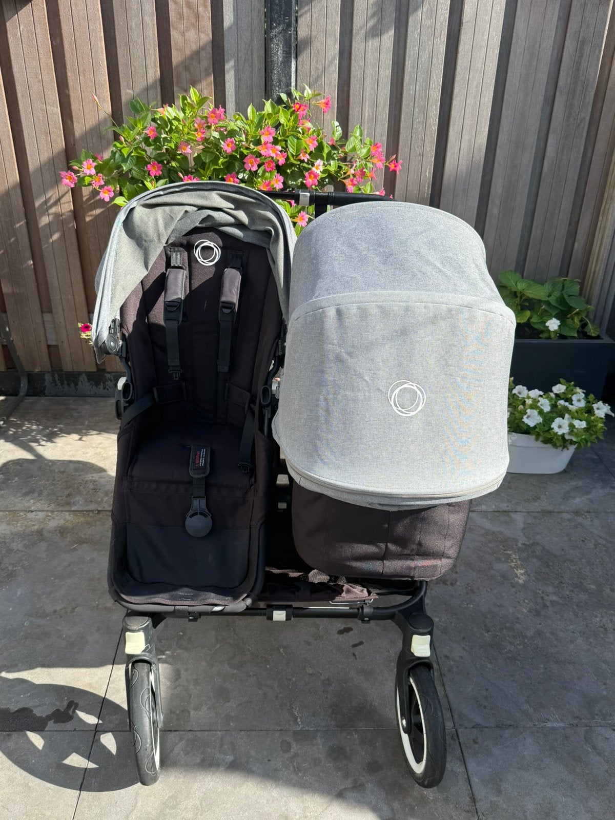 Bugaboo donkey duo grijs, Kinderen en Baby's, Ophalen, Zo goed als nieuw, Kinderwagen of Buggy