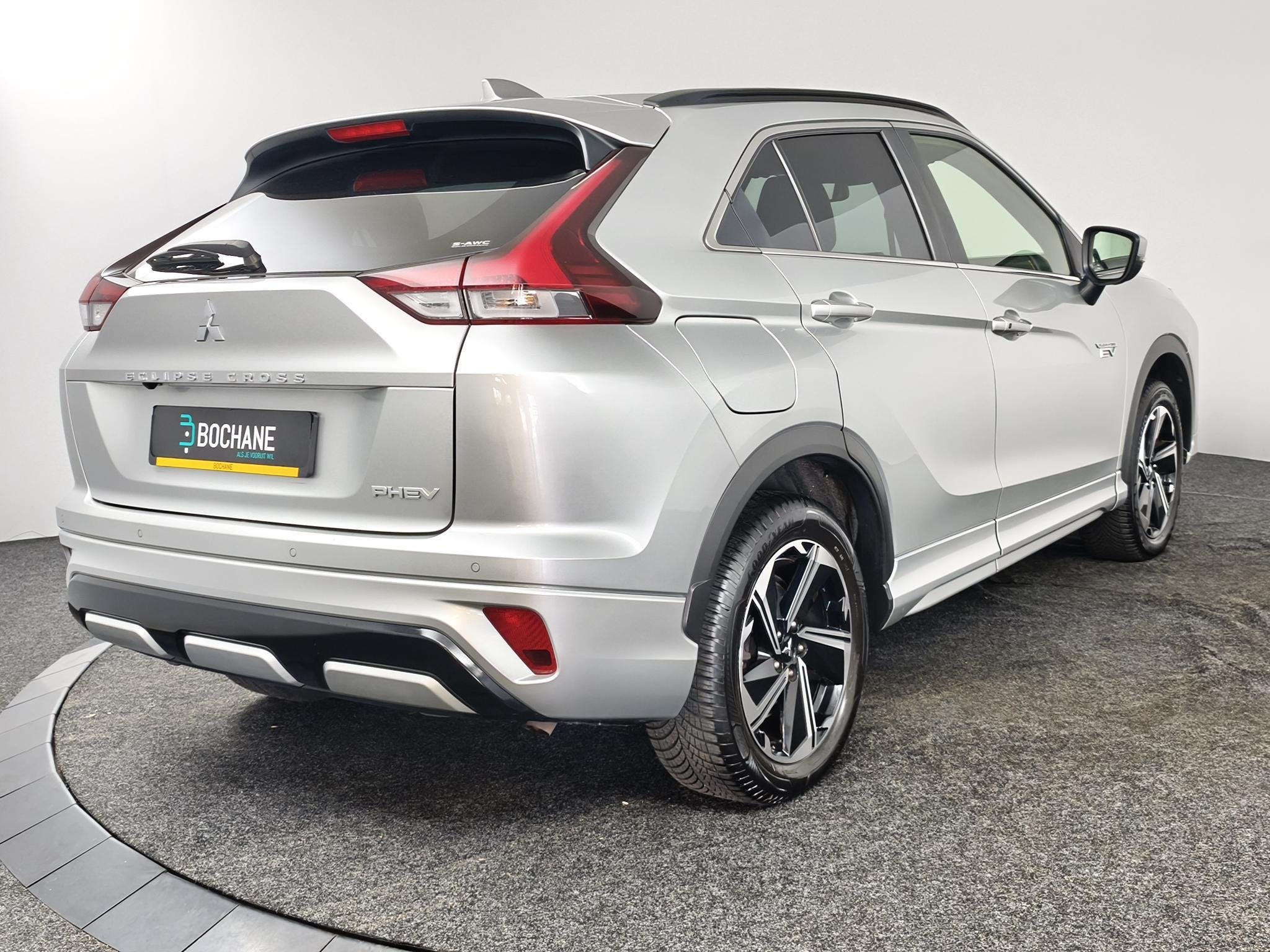 Mitsubishi Eclipse Cross 2.4 PHEV Executive | Navigatie | Ap, Auto's, Automaat, 188 pk, 14 kWh, 4 cilinders
