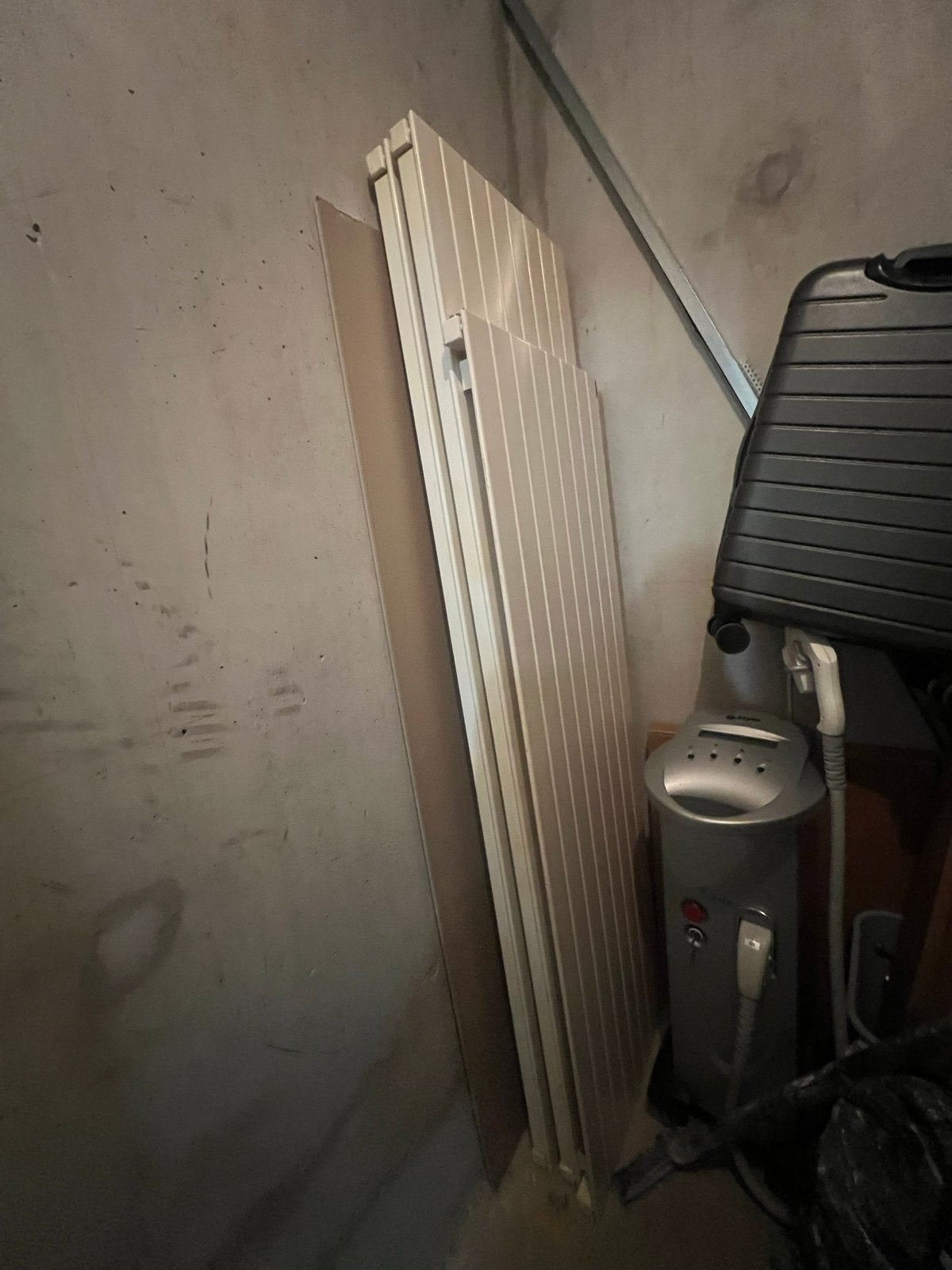 Radiatoren 60x180cm en 60x210cm, Gebruikt, Radiator, Ophalen of Verzenden, 60 tot 150 cm
