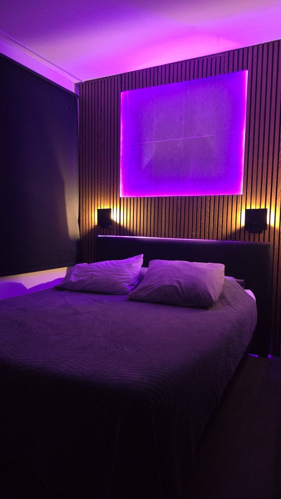 Slaapkamer make-over op maat: Lattenwand, LED & TV-wand, 24-uursservice