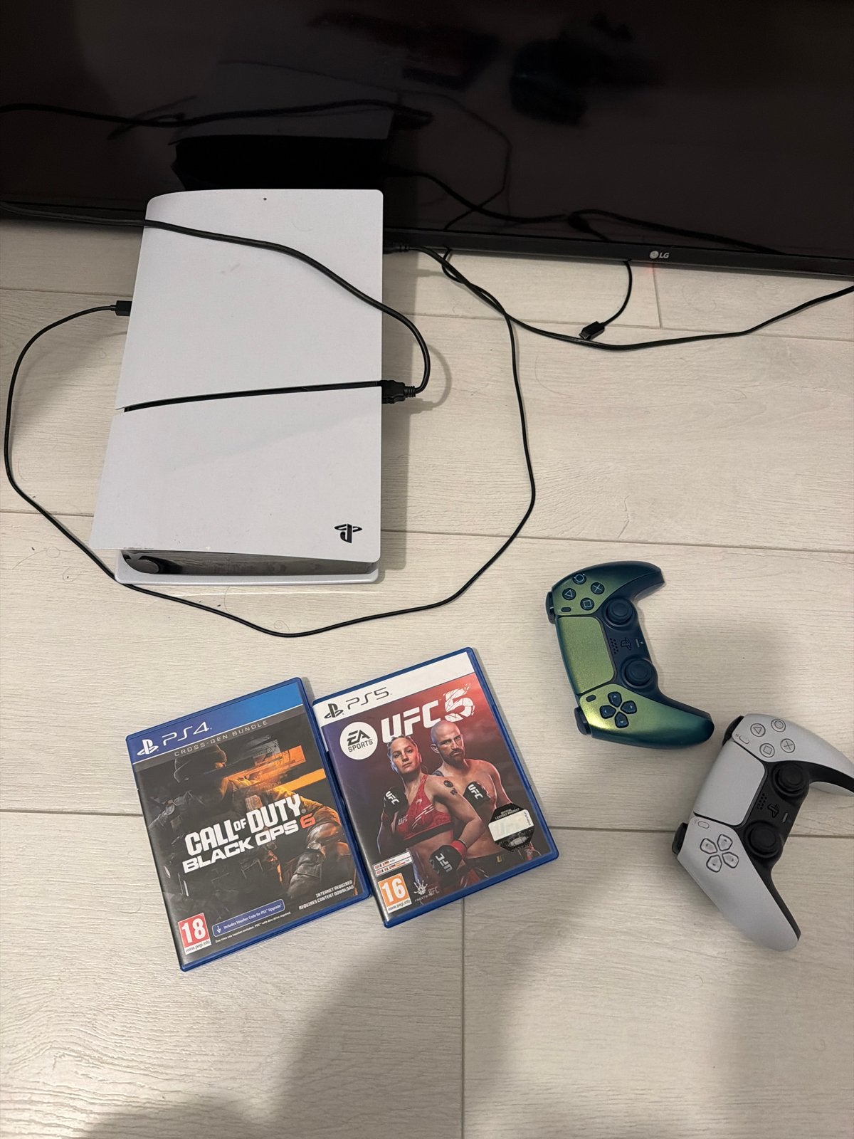 Playstation 5 Disc Edition met 2 controllers en games, Ophalen, Zo goed als nieuw