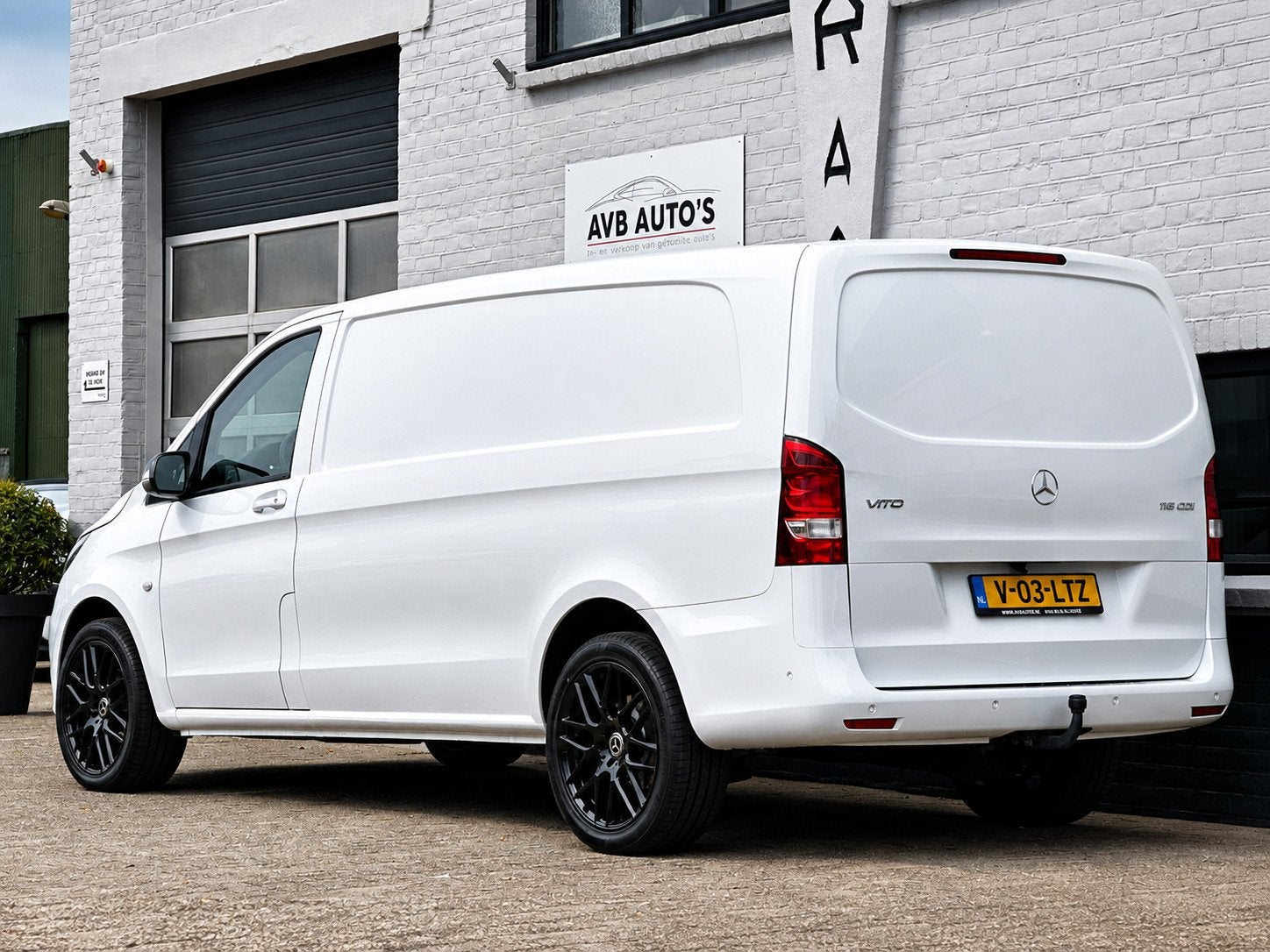 Mercedes-Benz Vito 116 CDI L3 Extra Lang Cruise Navi Trekhaa, Gebruikt, 4 cilinders, Electronic Stability Program (ESP), 2500 kg