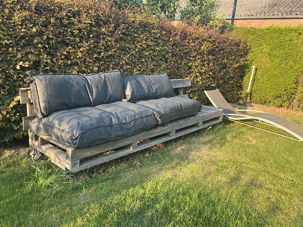 Pallet kussens, Ophalen, Zo goed als nieuw