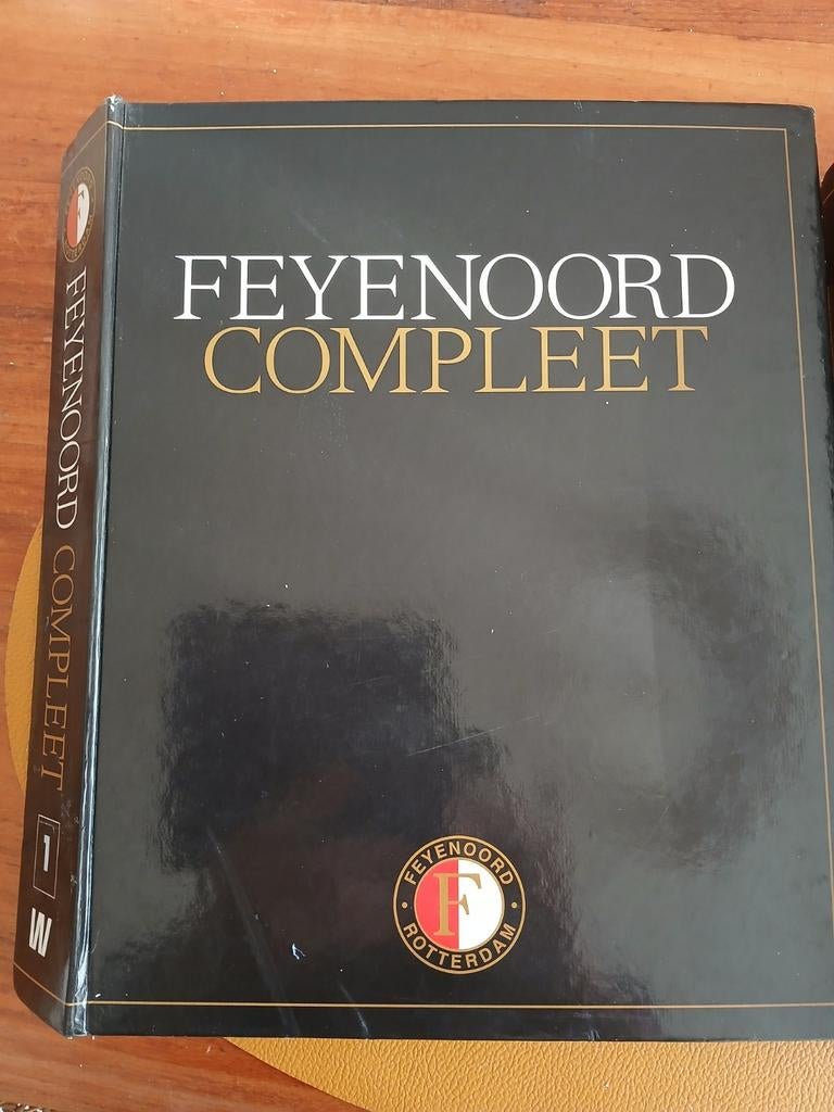 Feyenoord albums, 2 stuks, "Feyenoord compleet" nr. 1 t/m 31, Ophalen of Verzenden, Zo goed als nieuw, Feyenoord