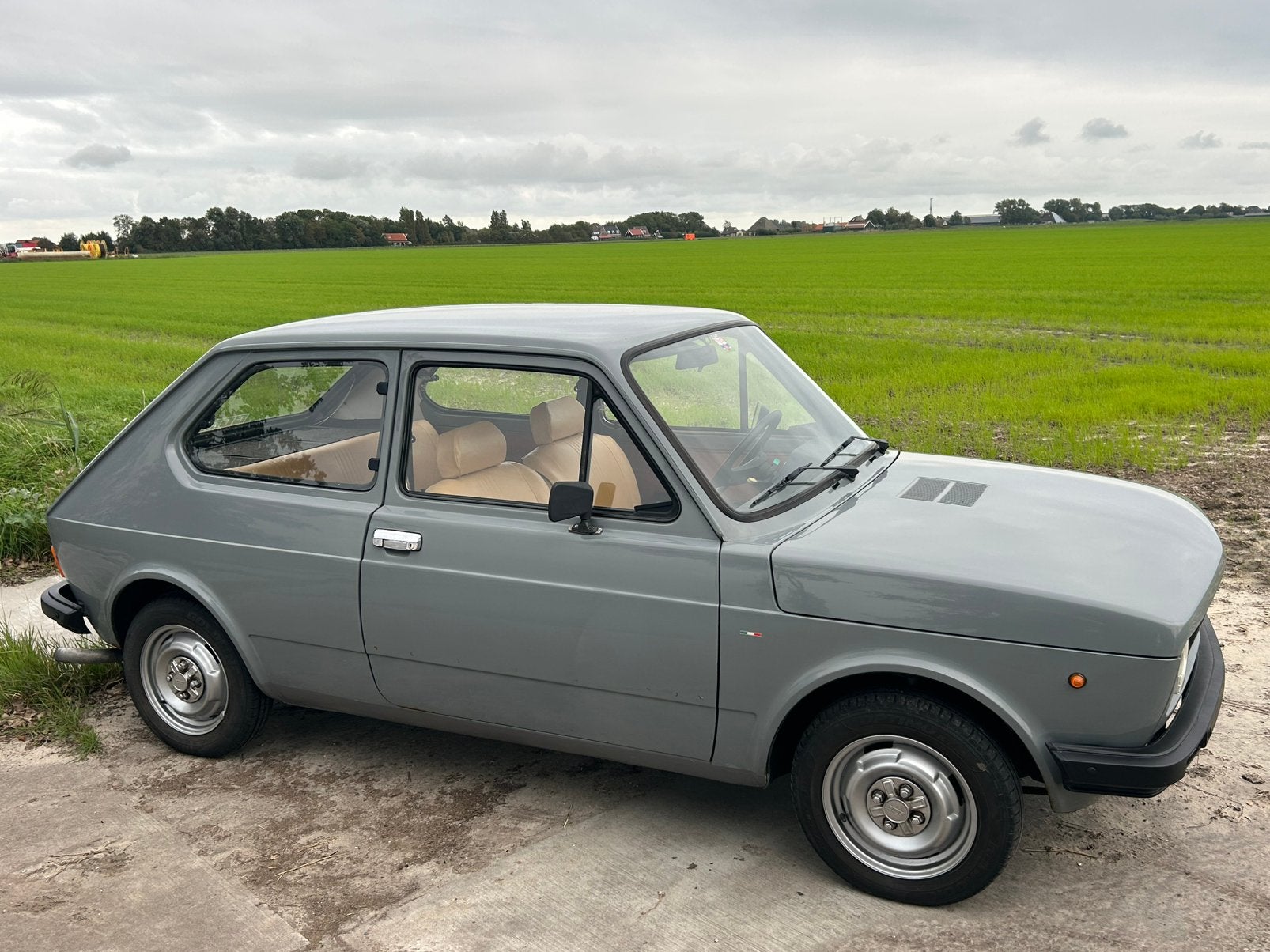 Fiat 127 1050 CL 1977 Oldtimer  Laatste APK gehad, Voorwielaandrijving, 1049 cc, Beige, Particulier