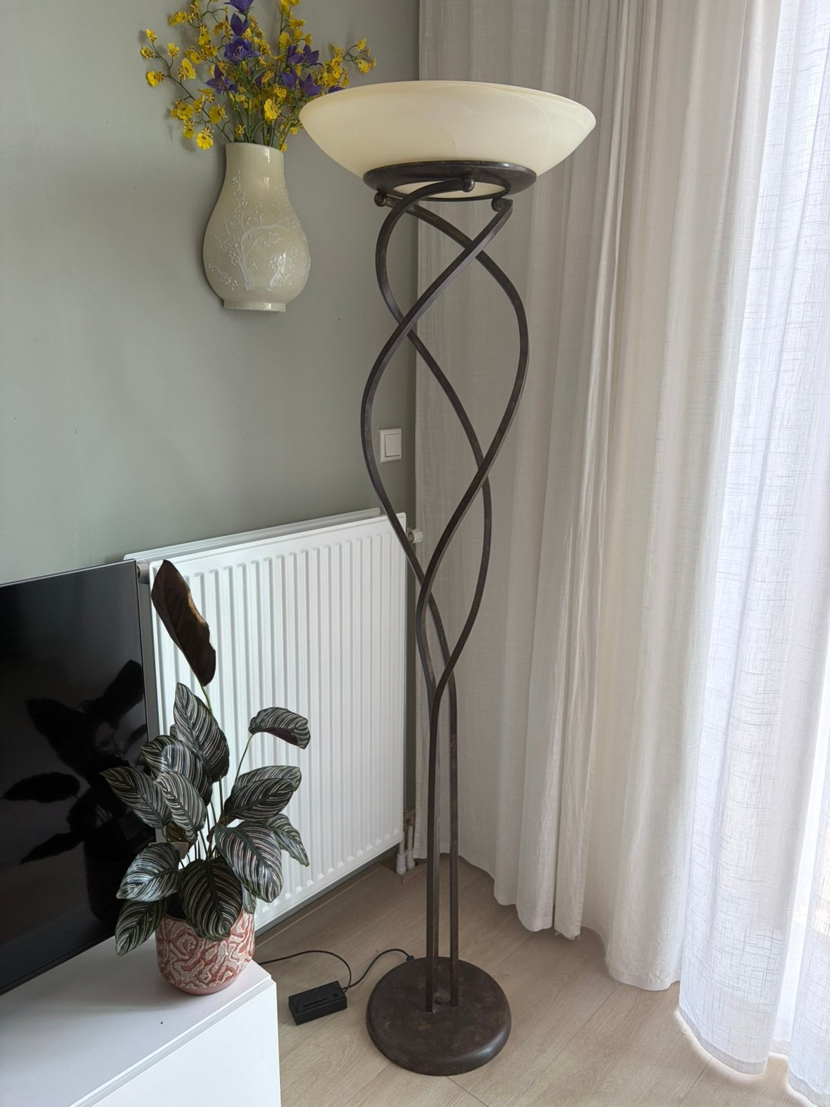Nu te koop! Terzani Antinea vloerlamp, Huis en Inrichting, Lampen | Vloerlampen, Ophalen, Gebruikt, Klassiek, Metaal
