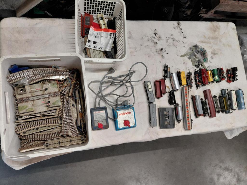 Märklin spoorbanen en treinen - deels defect, Hobby en Vrije tijd, Modeltreinen | H0, Wisselstroom, Gebruikt, Overige typen, Ophalen of Verzenden