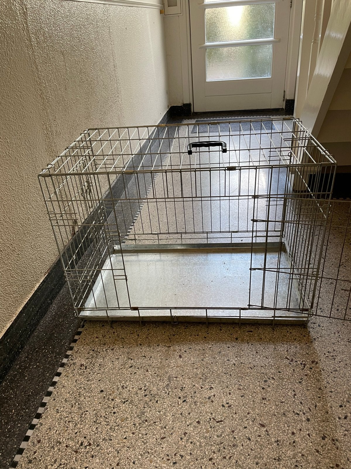 Honden bench, Ophalen, Zo goed als nieuw