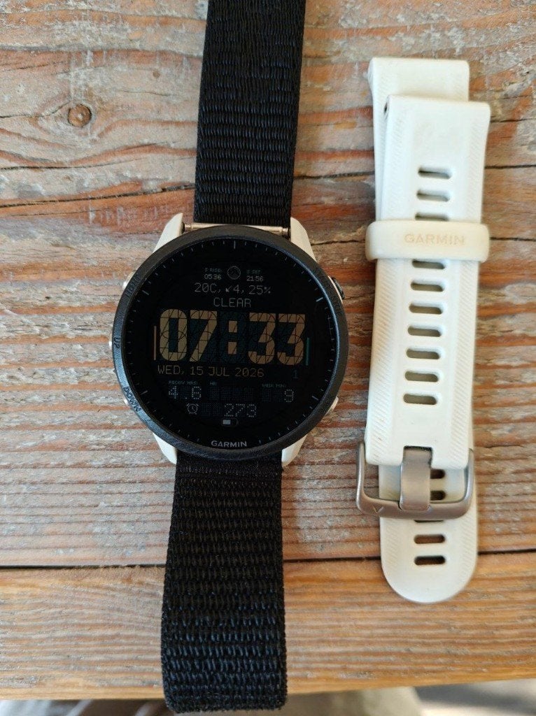 Garmin Forerunner 955 wit topmodel met laadkabel, Gebruikt, Wit, IOS, Ophalen of Verzenden