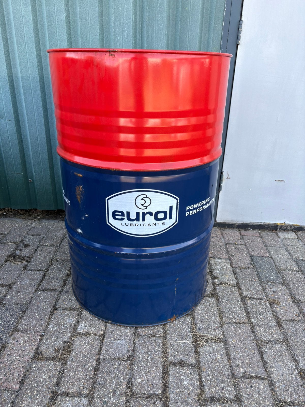 eurol olie vat, Ophalen, Zo goed als nieuw