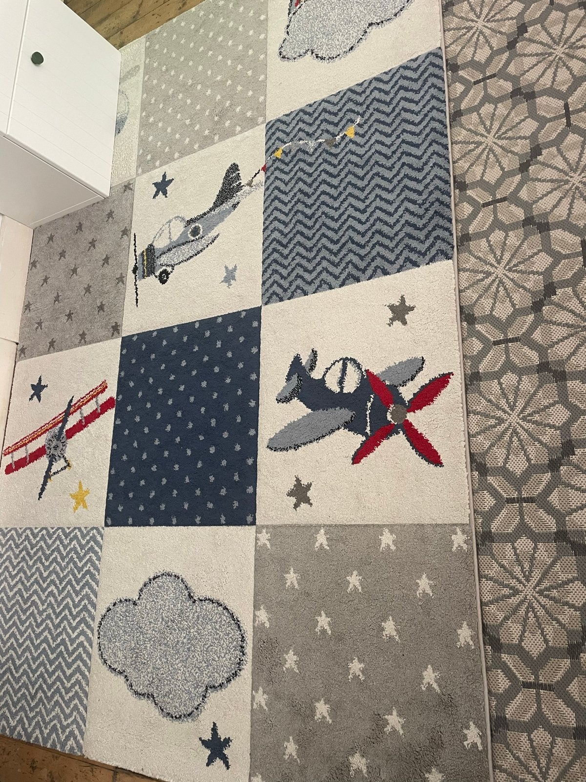 Vliegtuig Vloerkleed voor Kinderkamer - Grijs/Blauw, Ophalen, Gebruikt, 150 tot 200 cm, 150 tot 200 cm
