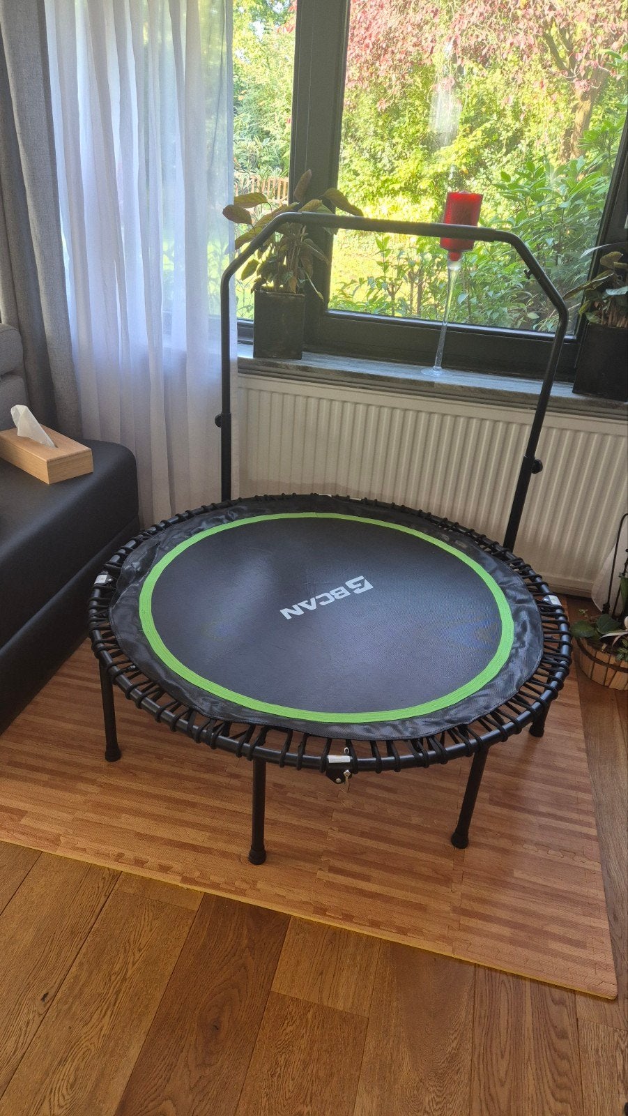 BECAN fitness trampoline / rebounder, met handvat, Ophalen, Zo goed als nieuw