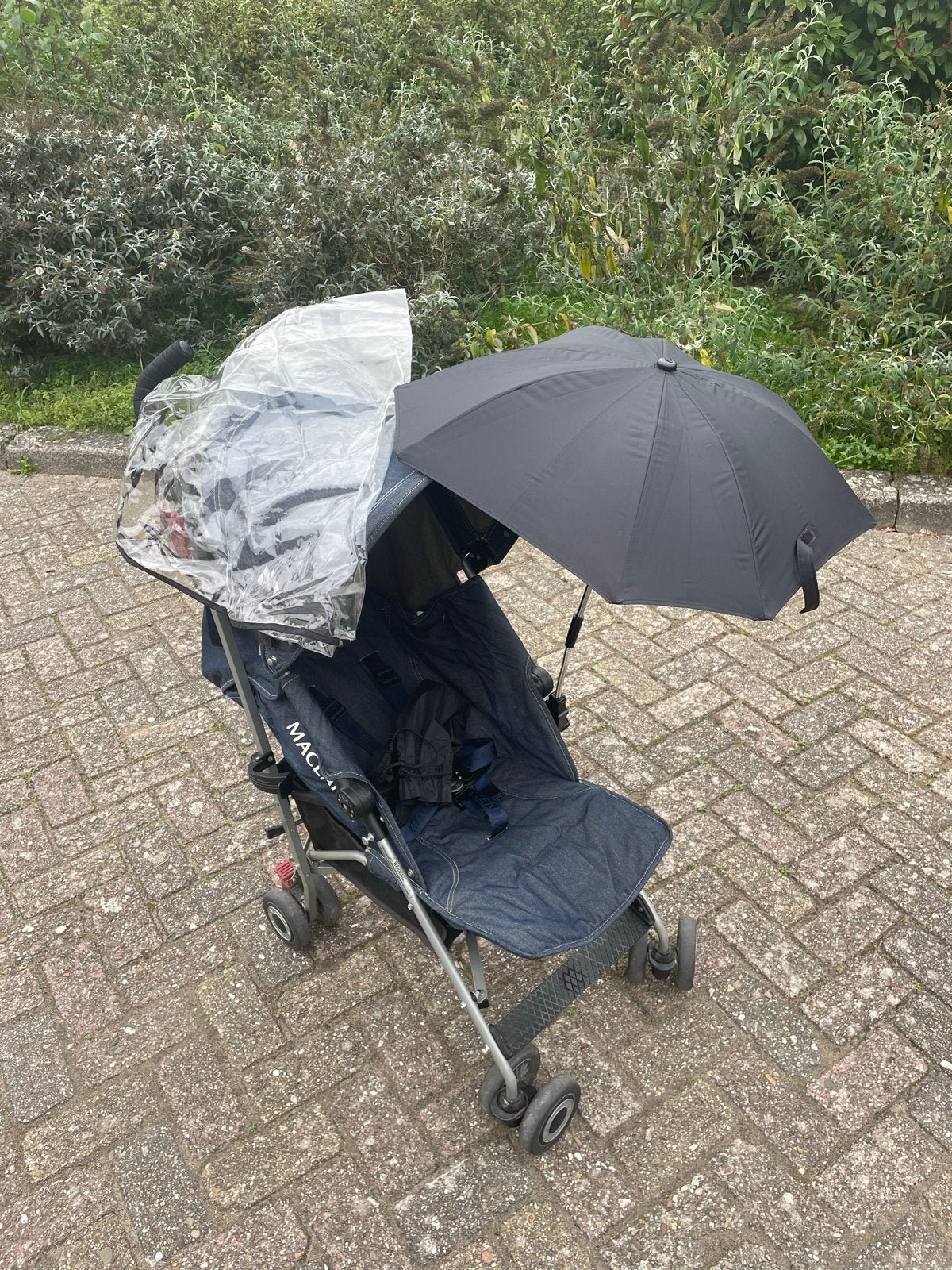 Foto 8 van Maclaren buggy met regenhoes en parasol