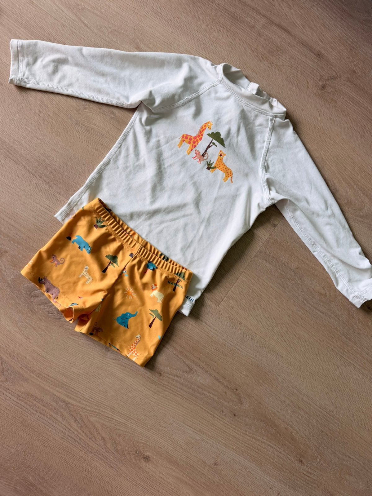 Kinder uv kleding set, Kinderen en Baby's, Kinderkleding | Maat 92, Ophalen of Verzenden, Zo goed als nieuw, Jongen of Meisje
