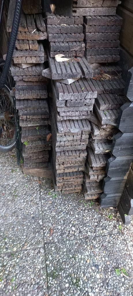 Dikke hardhouten planken 75 stuks, Doe-het-zelf en Verbouw, Hout en Planken, Ophalen, Gebruikt, Plank, 50 mm of meer