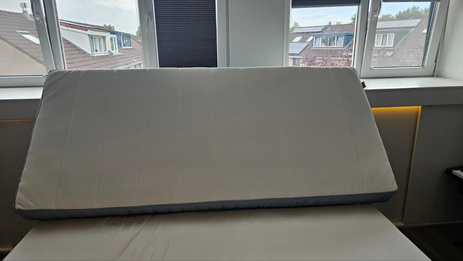 IKEA Vesteröy pocketveringmatras 90x200 cm, Ophalen, Zo goed als nieuw, Eenpersoons, 90 cm
