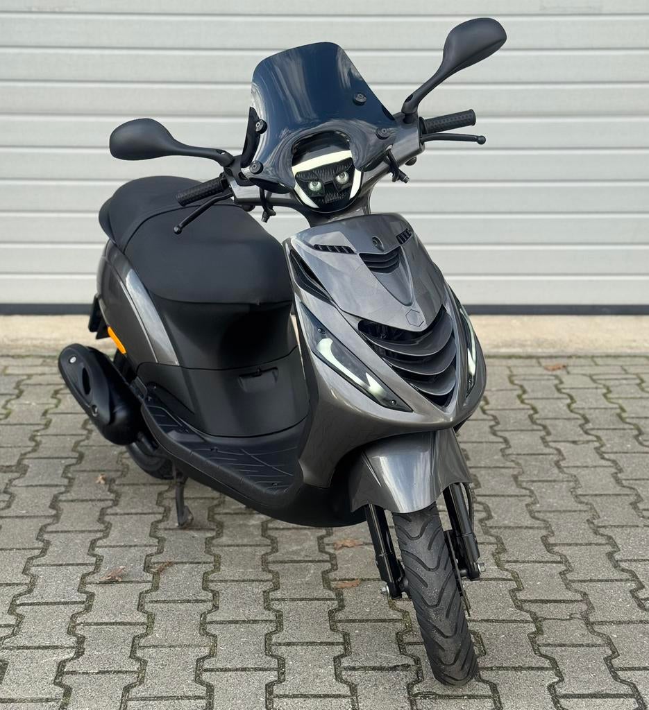 Piaggio Zip Full Option 2013 4 Takt, Ophalen of Verzenden, Zo goed als nieuw, Benzine, Zip