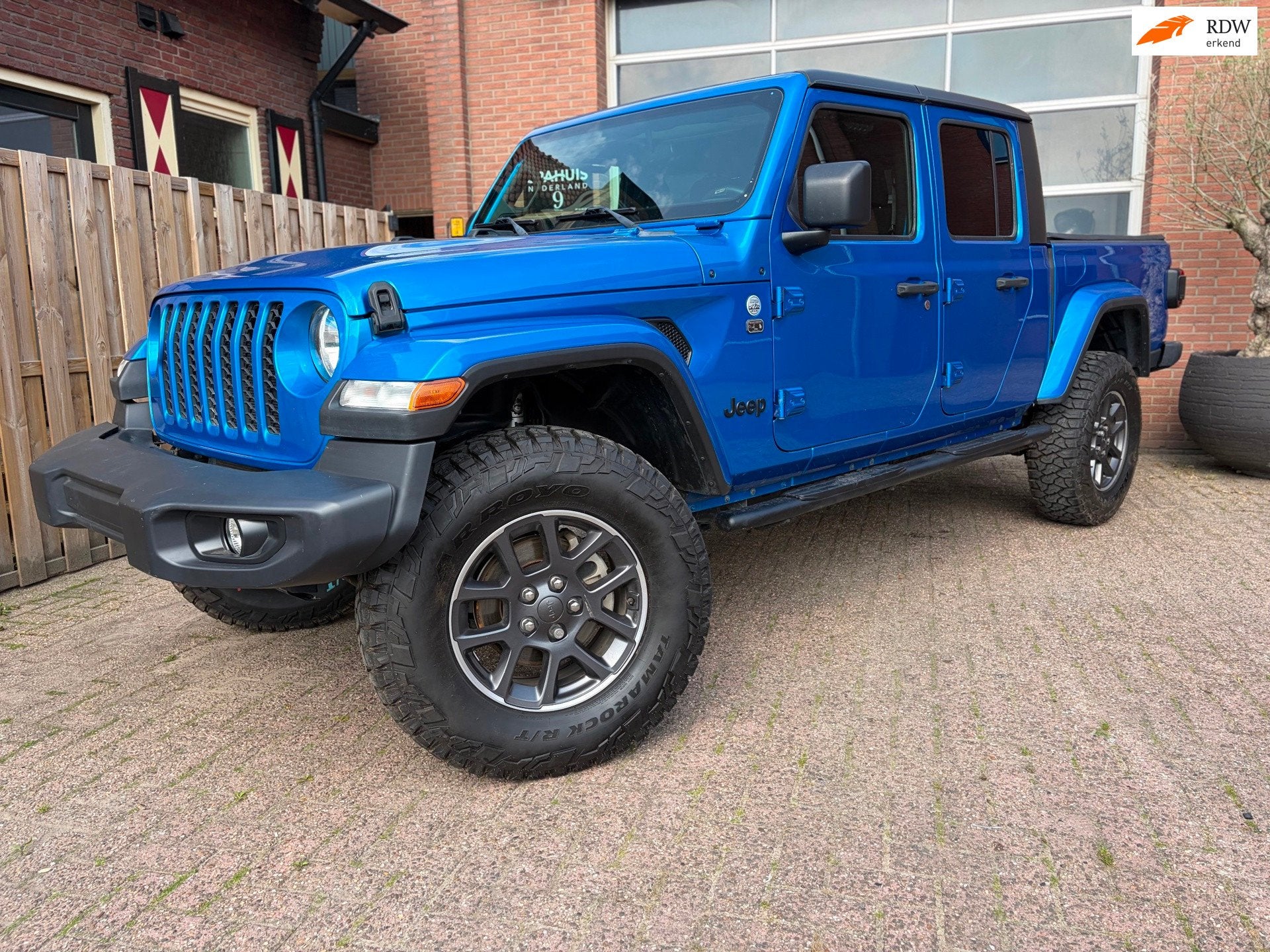 Jeep Gladiator 3.6L V6 SPORT S | 1e eigenaar | BPM VRIJ | De, Automaat, Stof, Gebruikt, Blauw