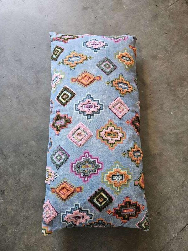 kussen ``WOONWINKEL RUSTIEK``, Blauw, Nieuw, Inclusief binnenkussen, Ophalen of Verzenden