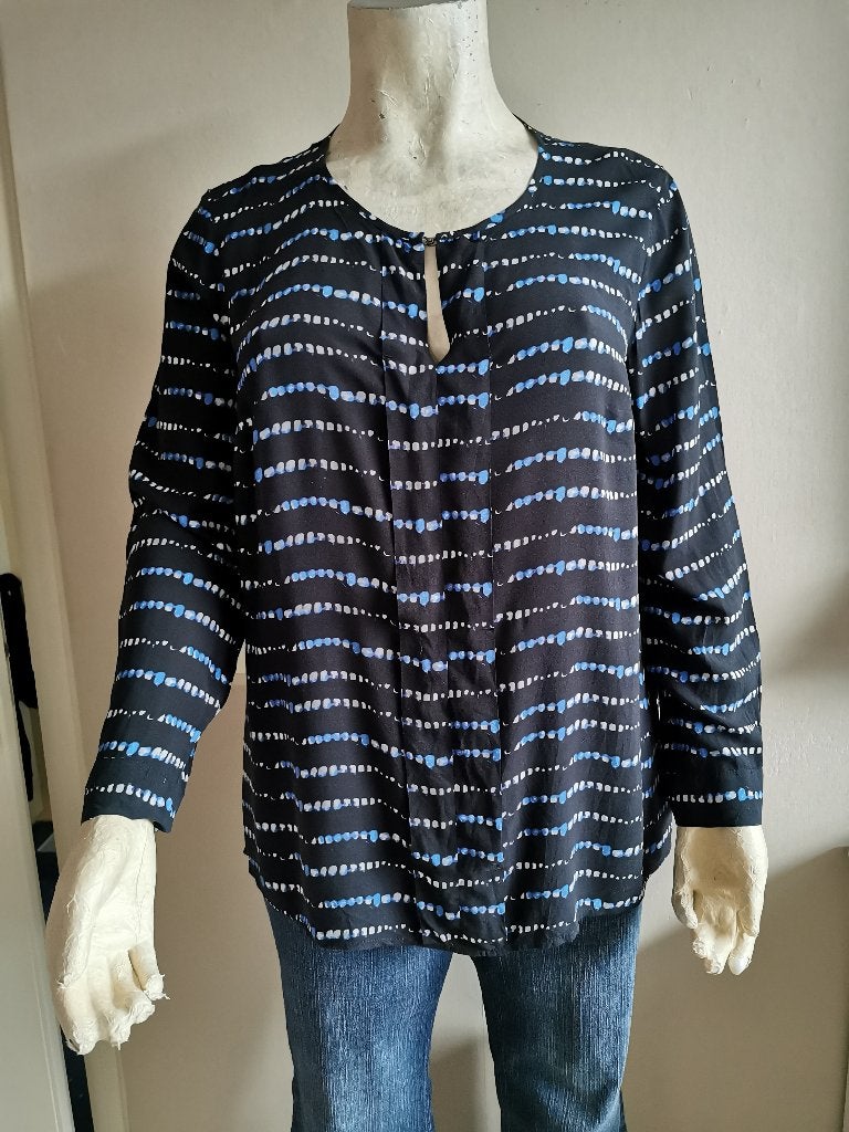 125 .. zgan shirt van ulla popken maat 46 - 48, Kleding | Dames, Blauw, Ulla Popken, Zo goed als nieuw, Shirt of Top