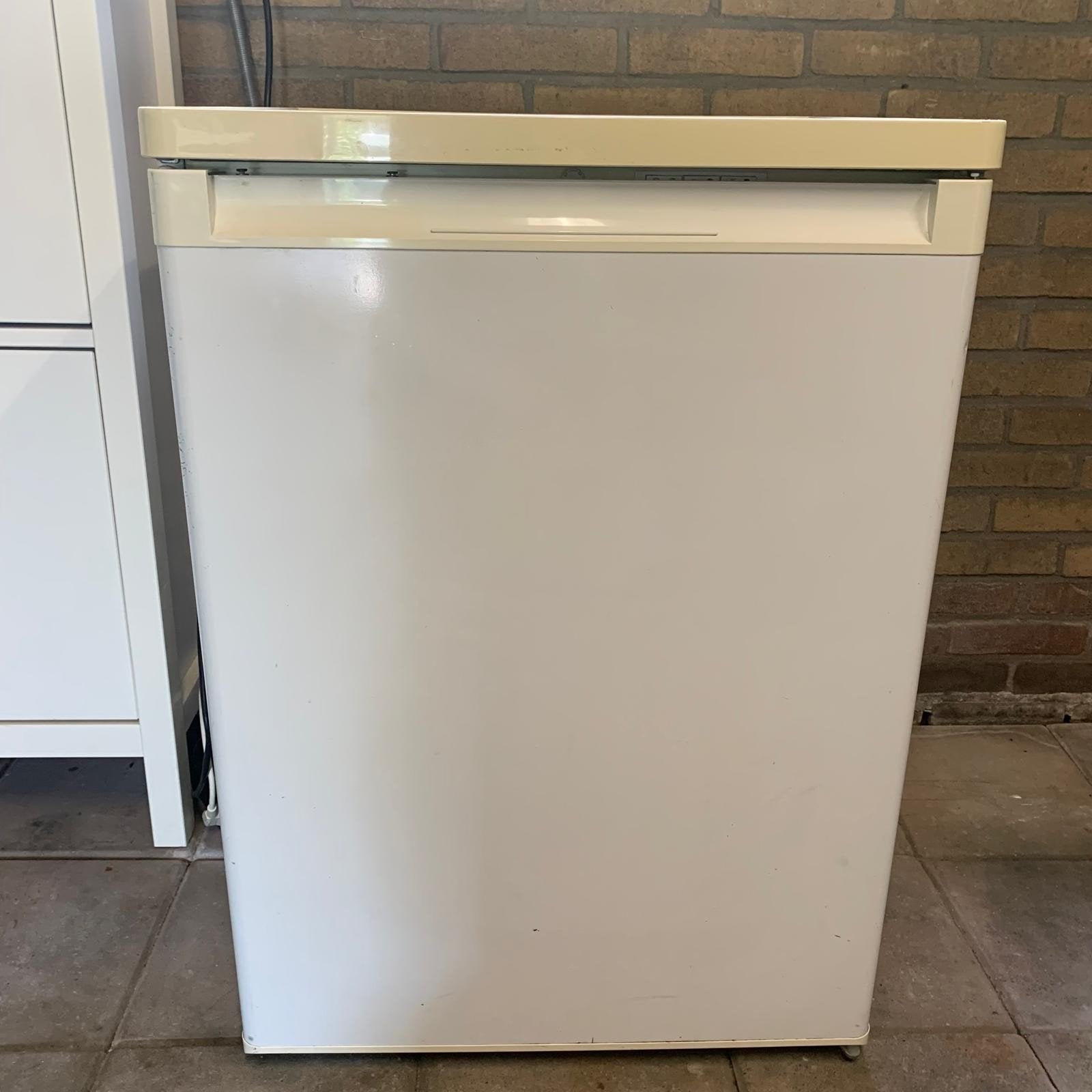 Bosch Economic Diepvrieskast. 4 lades., Gebruikt, 75 tot 100 liter, Met aparte vriezer, 45 tot 60 cm