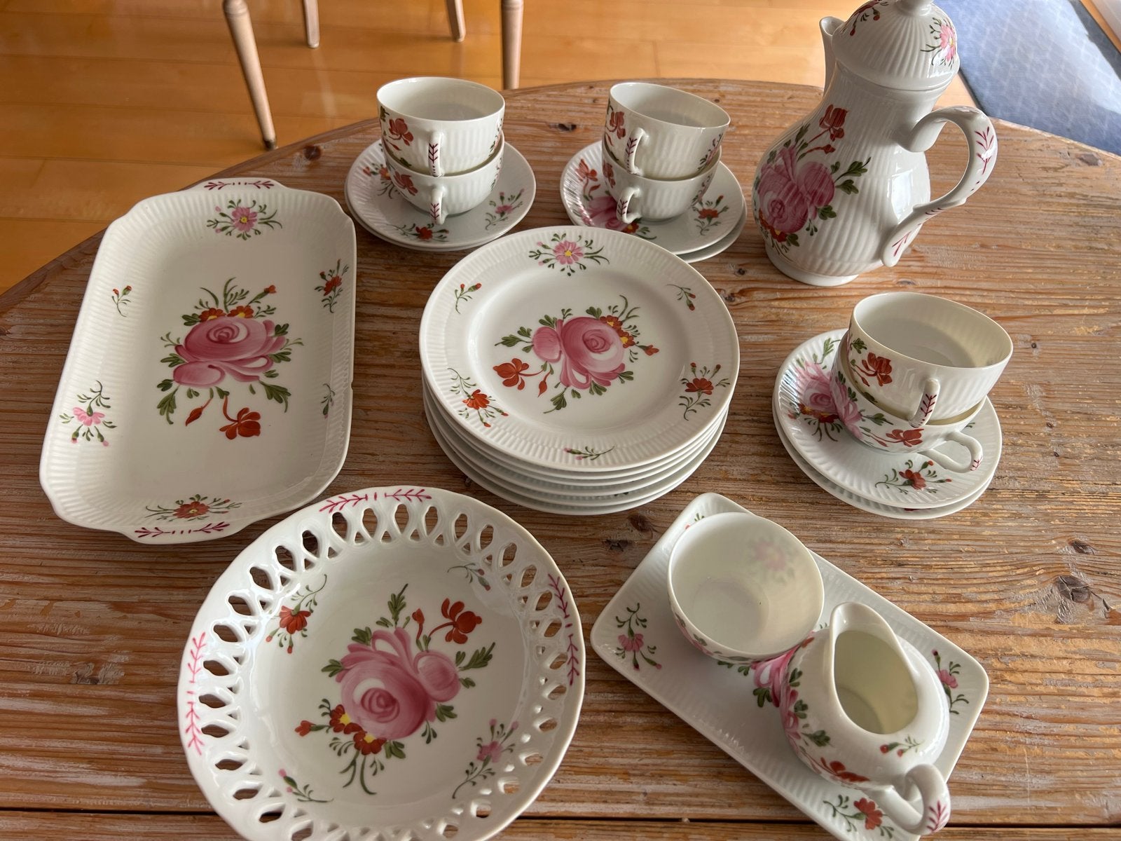 Vintage porseleinen  Rosenthal servies met rozenmotief, Ophalen of Verzenden