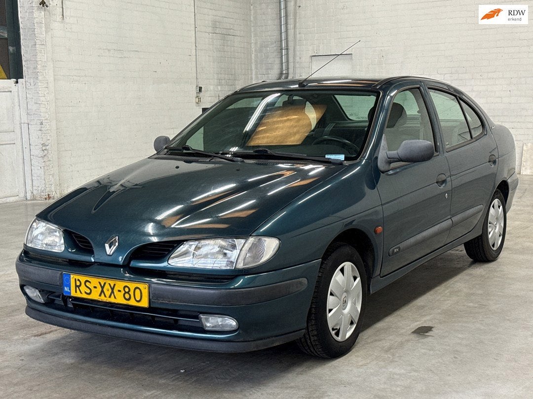 Renault Mégane 1.6e RN | Trekhaak, Auto's, ABS, Gebruikt, 4 cilinders, Origineel Nederlands