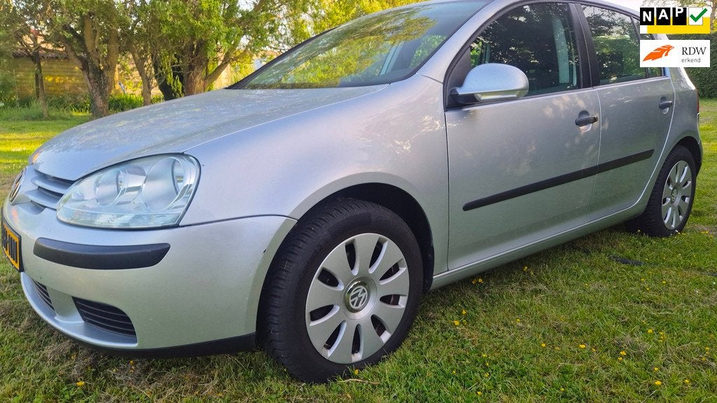 Volkswagen Golf 1.6 FSI Turijn NIEUWE APK AIRCO TOPSTAAT, Voorwielaandrijving, Gebruikt, 4 cilinders, Origineel Nederlands
