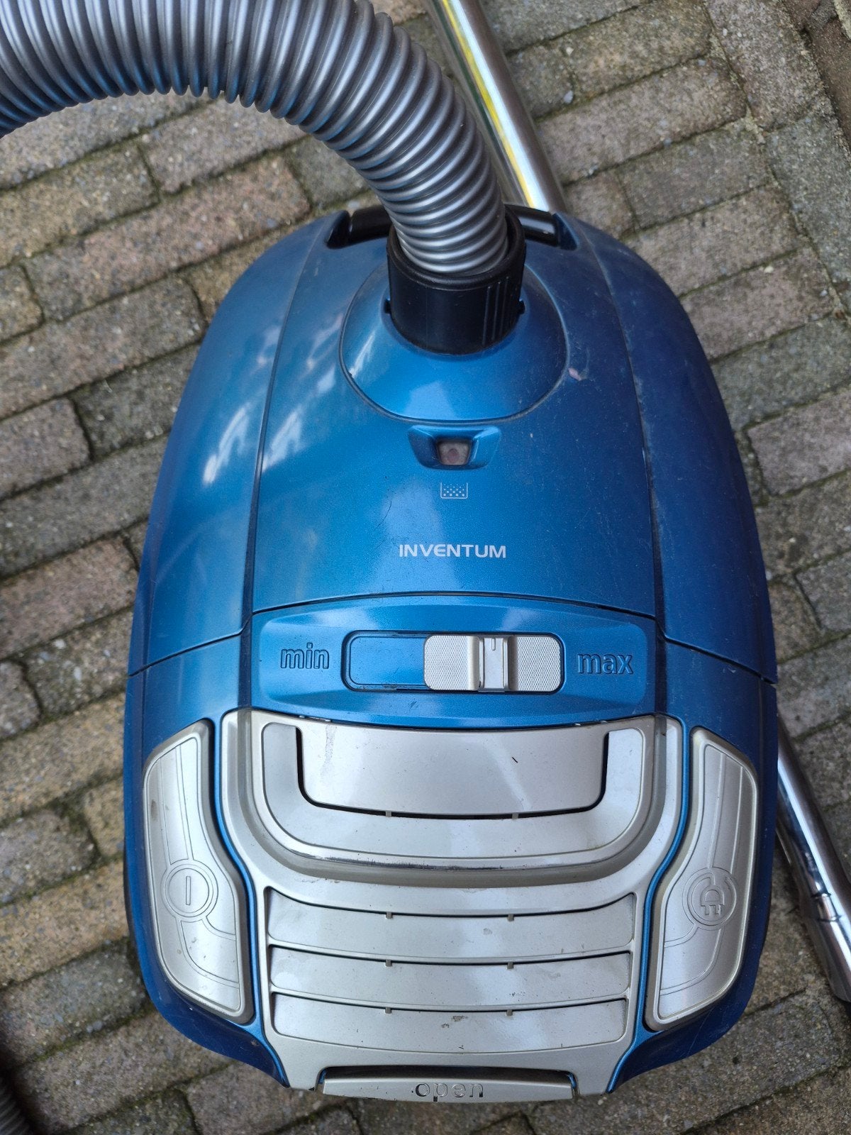 Inventum Sledestofzuiger ST306BZA/02 - 700 Watt, Stofzak, Overige merken, Gebruikt, Ophalen of Verzenden