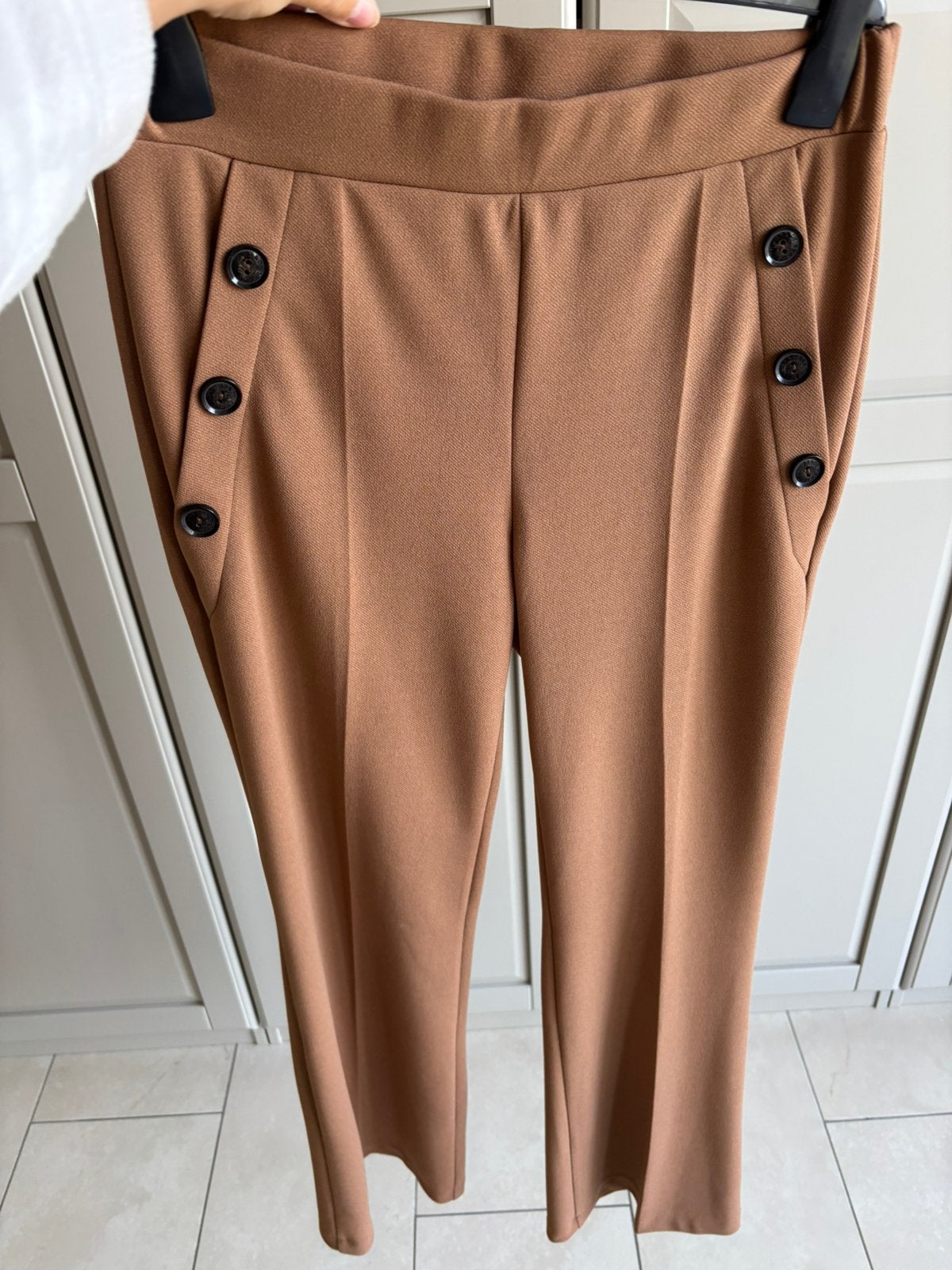 Nieuw camel beige broek Br&Dy Brandy maat M, Maat 38/40 (M), Beige, Nieuw, Ophalen of Verzenden