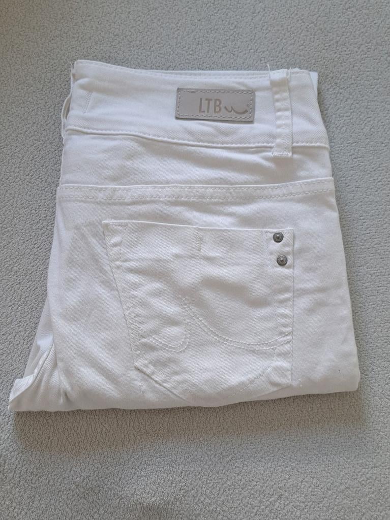 Ltb jeans Molly 28x30 wit NIEUW, Wit, Nieuw, Ophalen of Verzenden, W28 - W29 (confectie 36)