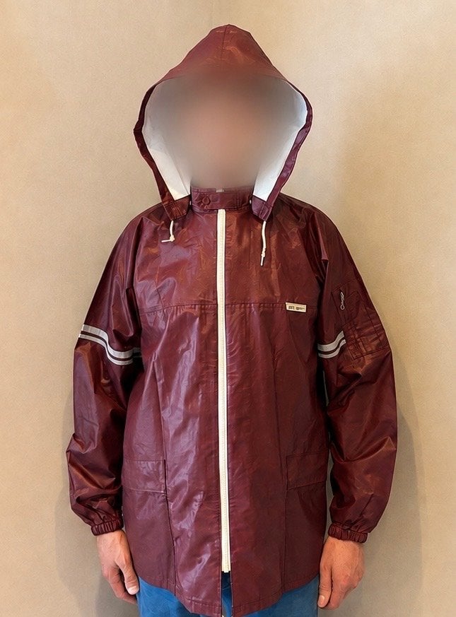 Bordeauxrode Agu jaren 80 regenjas, Gebruikt, Dames, Bovenkleding, M
